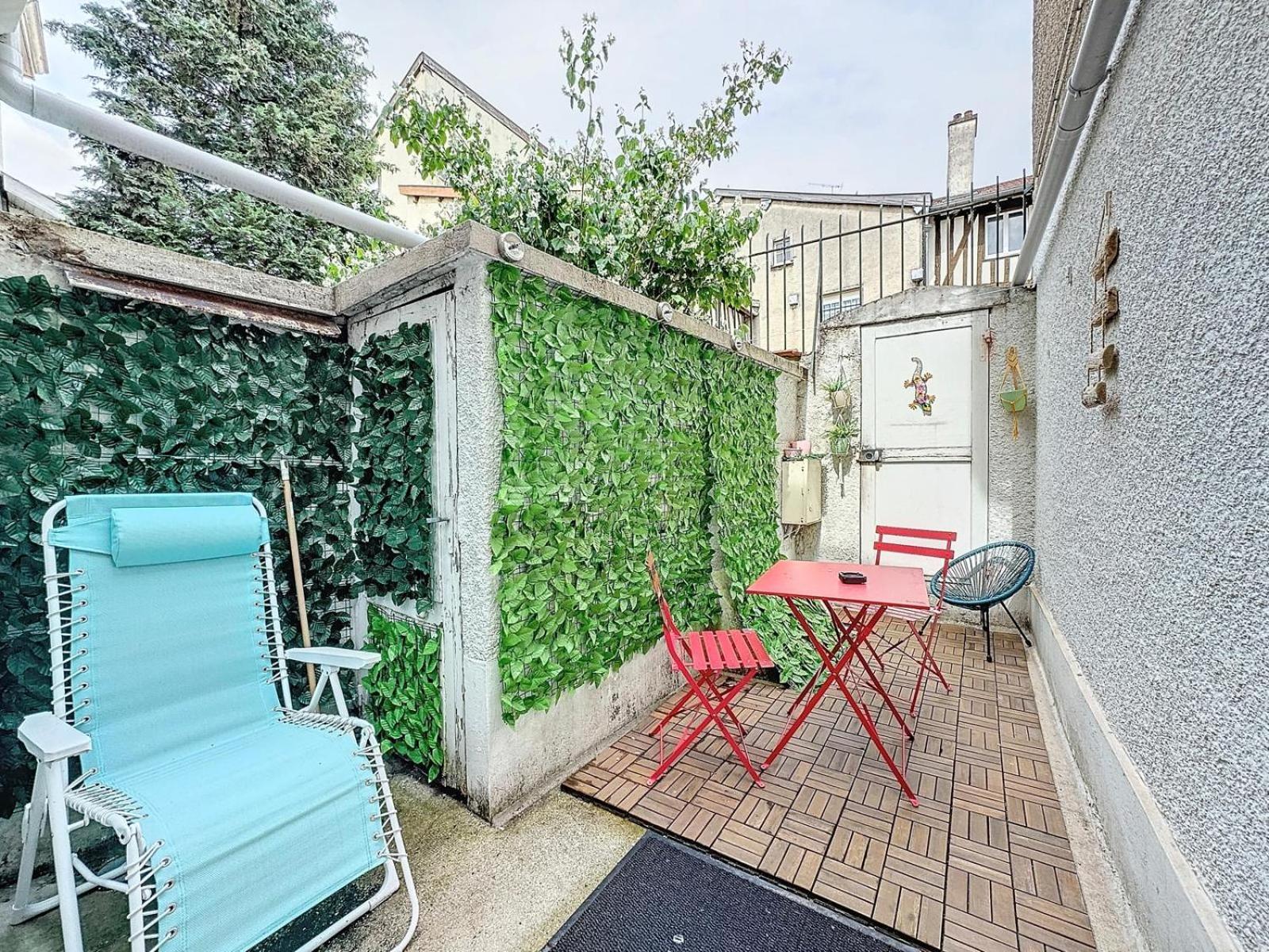A1 Champagne Residence - 200 M2 14 Personnes 2 Toilets 4 Showers - Hyper Centre - Chalons En Champagne Dış mekan fotoğraf
